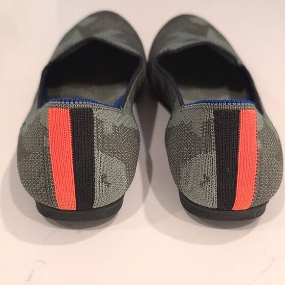 Rothy's The Loafer Olive Camo Slip On Flats Size 7.5 - Picture 3 of 10